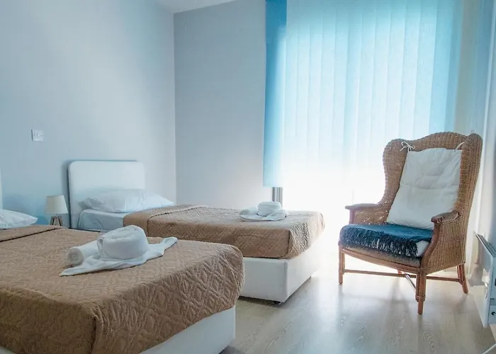 فيلة Maestro Meneou