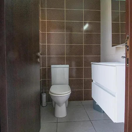 Maestro Βίλα Meneou